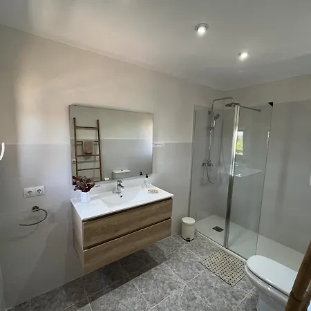 Vinyes Grau Villa